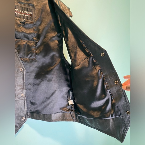 Wilson Leather Vest Men’s Black Large Snap Up Motorcycle Harley Davidson Patch - Picture 6 of 13